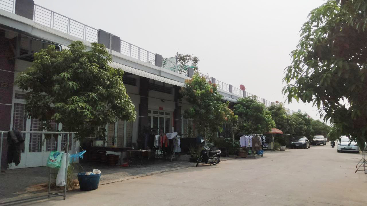 ផ្ទះជីវកម្មលក់