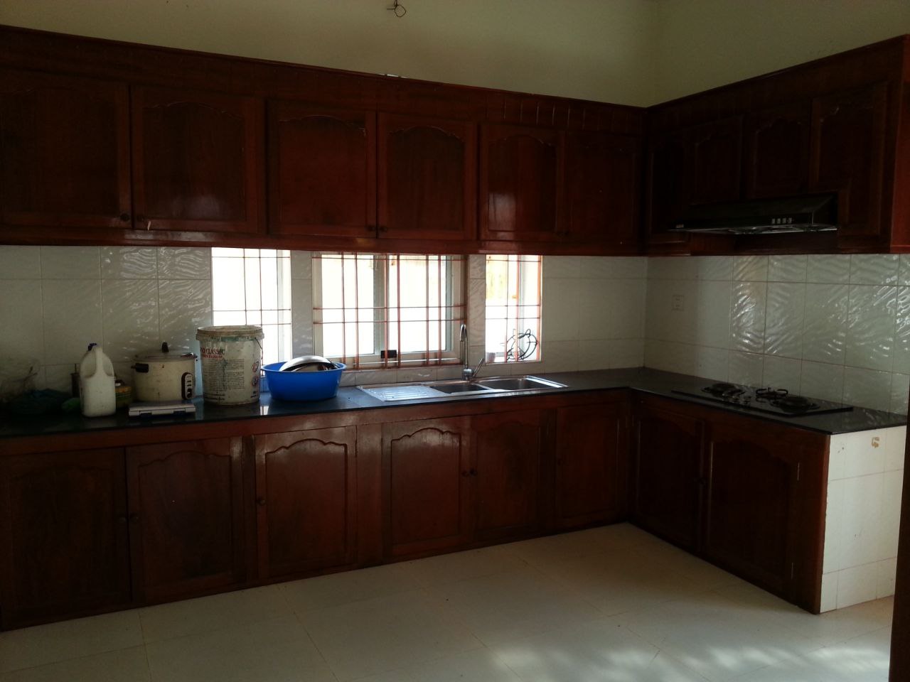 Detached-house for sale & rent