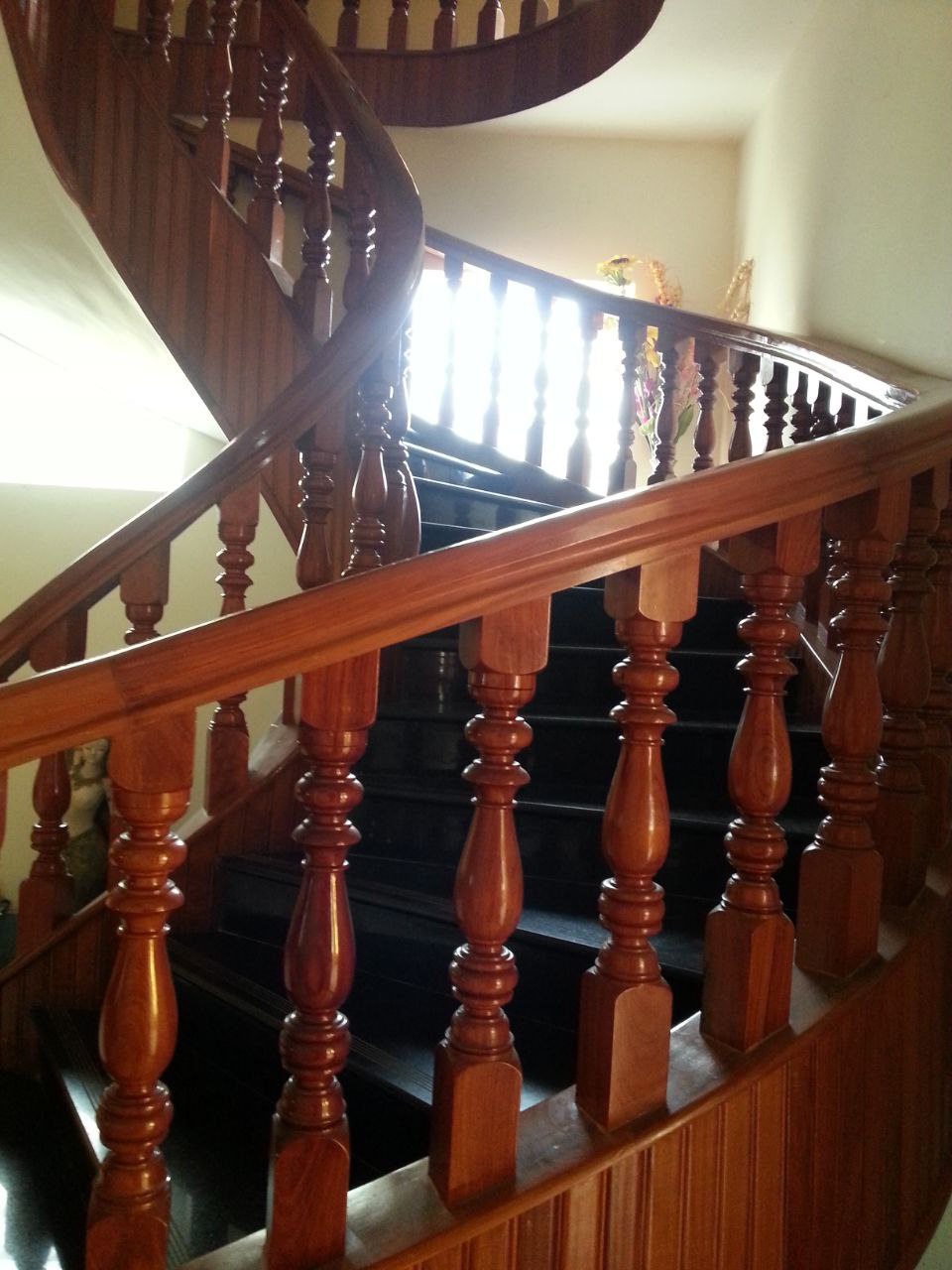 Detached-house for sale & rent