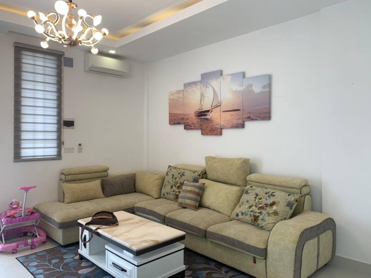 ផ្ទះវីឡាកូនកាត់/ Linked-house for sale