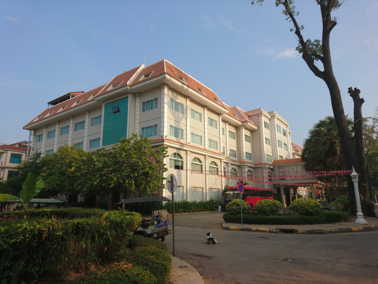 ភោជនីយដ្ឋានសម្រាប់លក់/Restaurants for sale